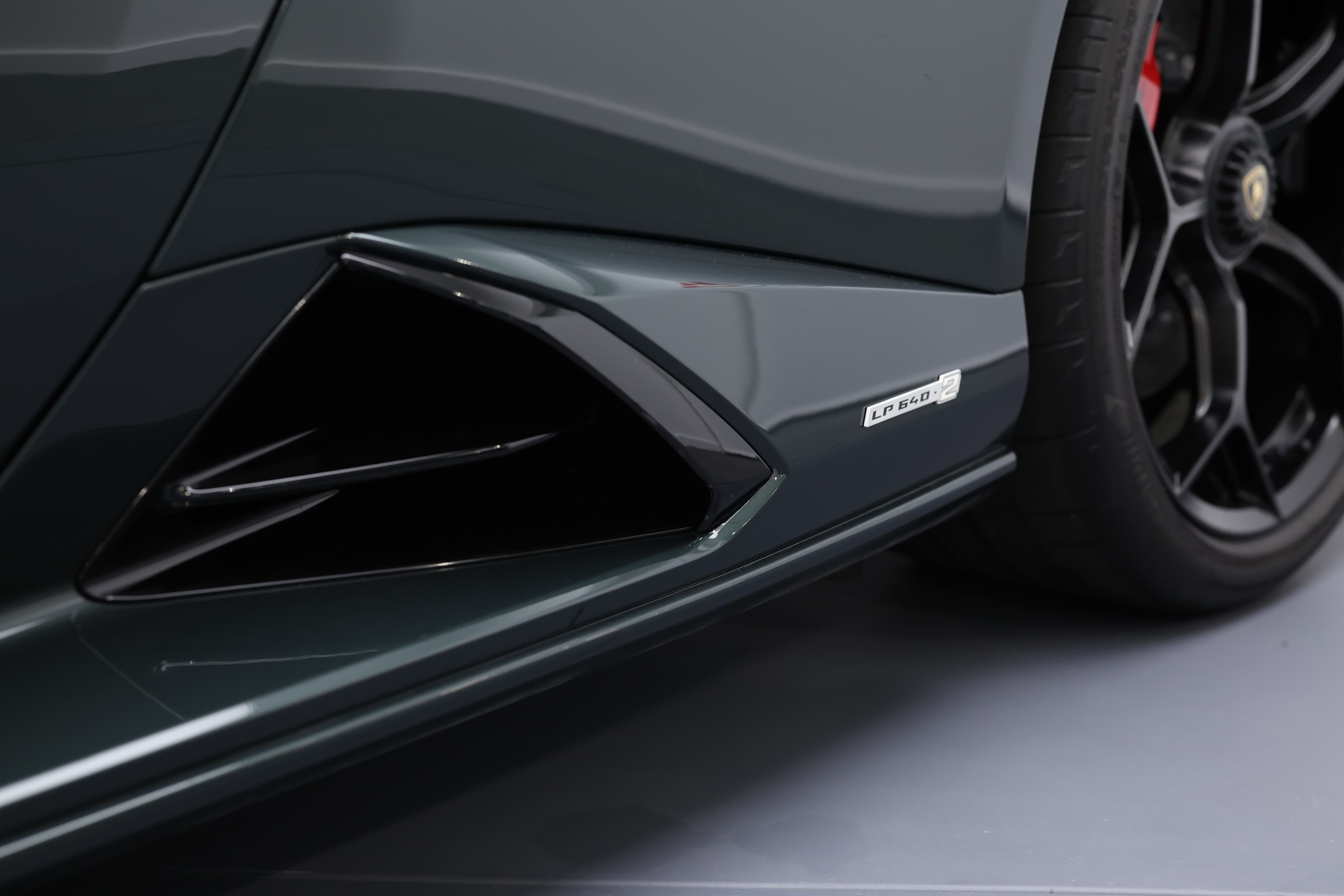 aération bas de caisse huracan tecnica